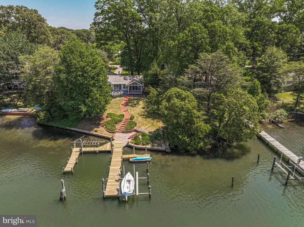 528 Grays Creek Rd, Pasadena, MD 21122 - #1