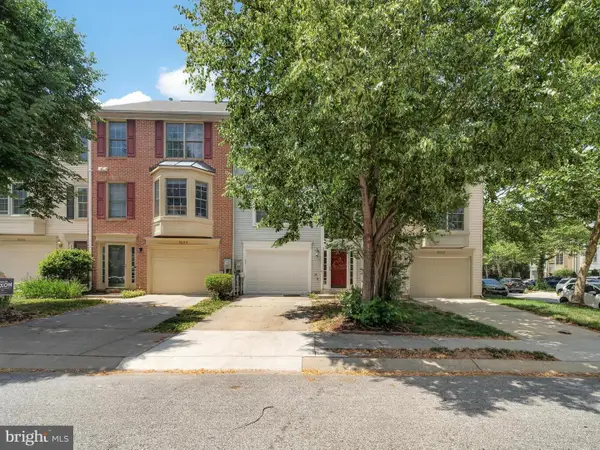 8602 Lark Pl, LAUREL, MD 20724