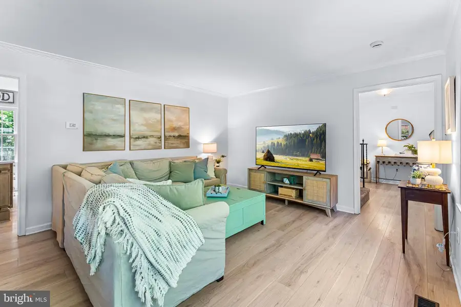11 Saint Ives Dr, Severna Park, MD 21146 - #3