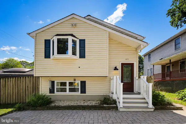601 Center Dr, SEVERNA PARK, MD 21146