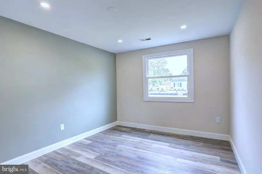 819 Dale Rd, Glen Burnie, MD 21060 - #3