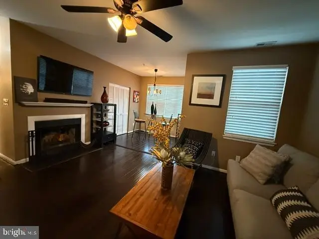 601 Forest Walk Ln #201, Odenton, MD 21113 - #3