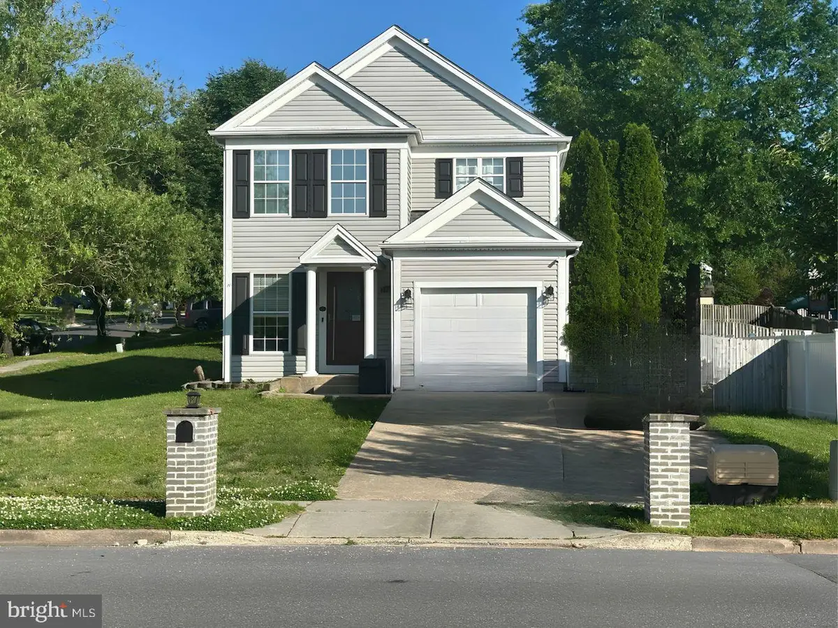 7927 Citadel Dr, Severn, MD 21144 - #1