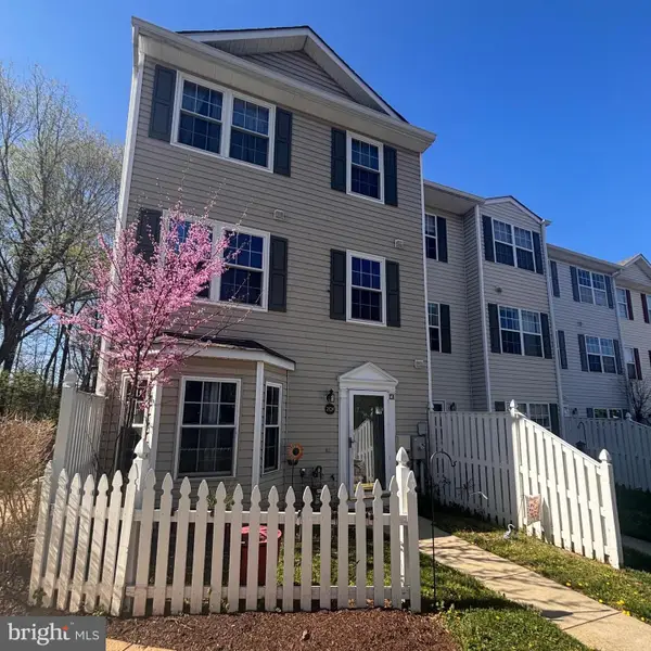 20 F Ironstone #20 F, ANNAPOLIS, MD 21403