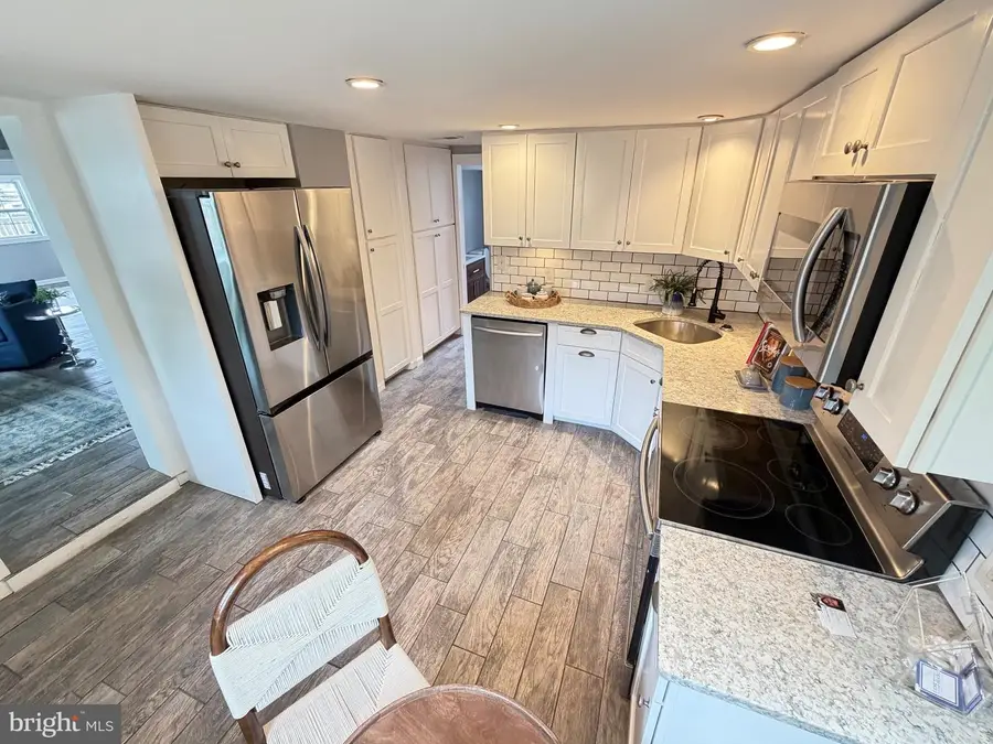 519 Highland Dr, Edgewater, MD 21037 - #2