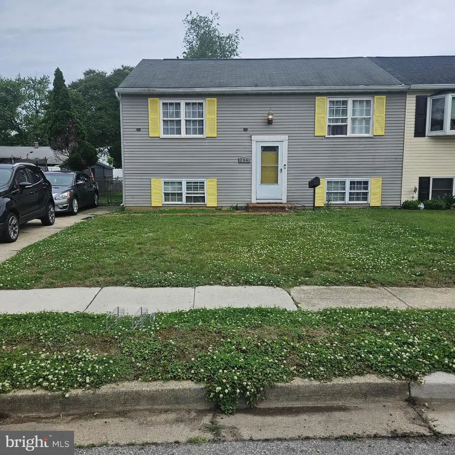 236 Inlet Dr, Pasadena, MD 21122 - #2