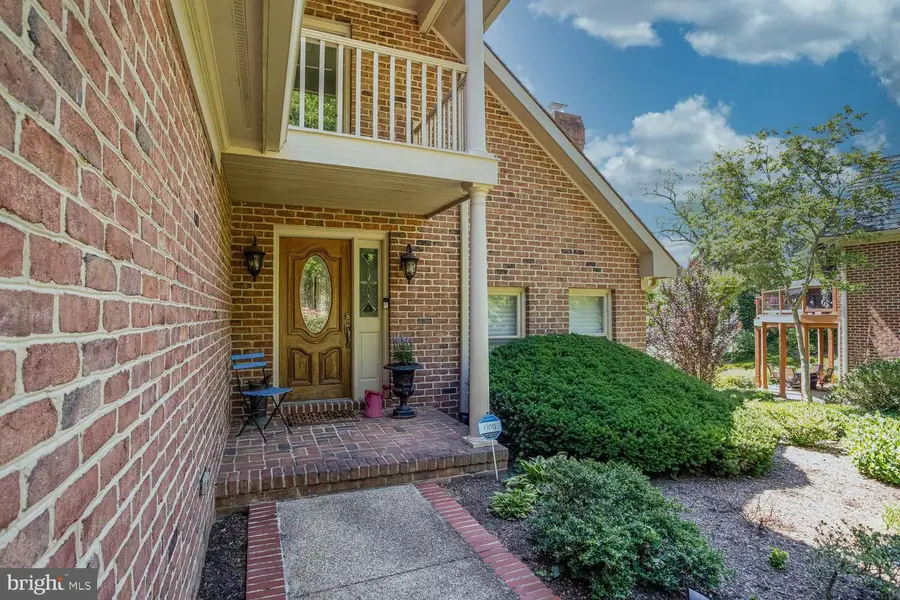 980 S River Landing Rd, Edgewater, MD 21037 - #2