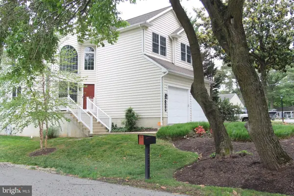 1219 Meadow View Rd, PASADENA, MD 21122