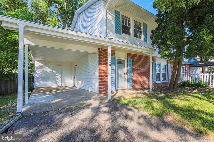 1327 Farrara Dr, Odenton, MD 21113 - #2