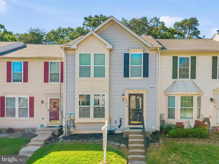 220 Foxtree Dr, Glen Burnie, MD 21061 - #2