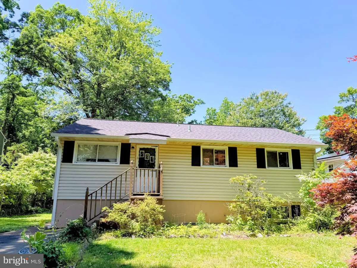 406 Holly Dr, Annapolis, MD 21403 - #1