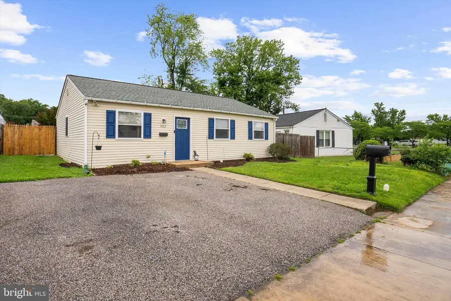 902 Dorking Rd, Glen Burnie, MD 21061 - #2