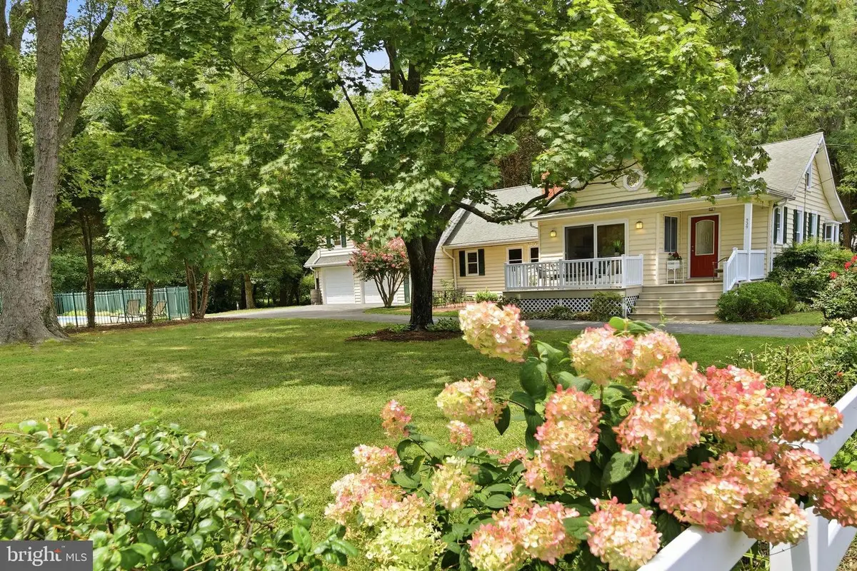 539 Duckett Ave, Tracys Landing, MD 20779 - #1