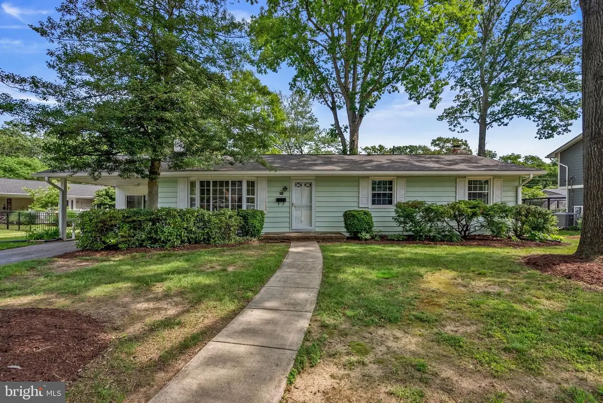 812 Cottonwood Dr, Severna Park, MD 21146 - #1