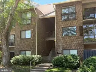 300 Hilltop Ln #300i, Annapolis, MD 21403 - #3