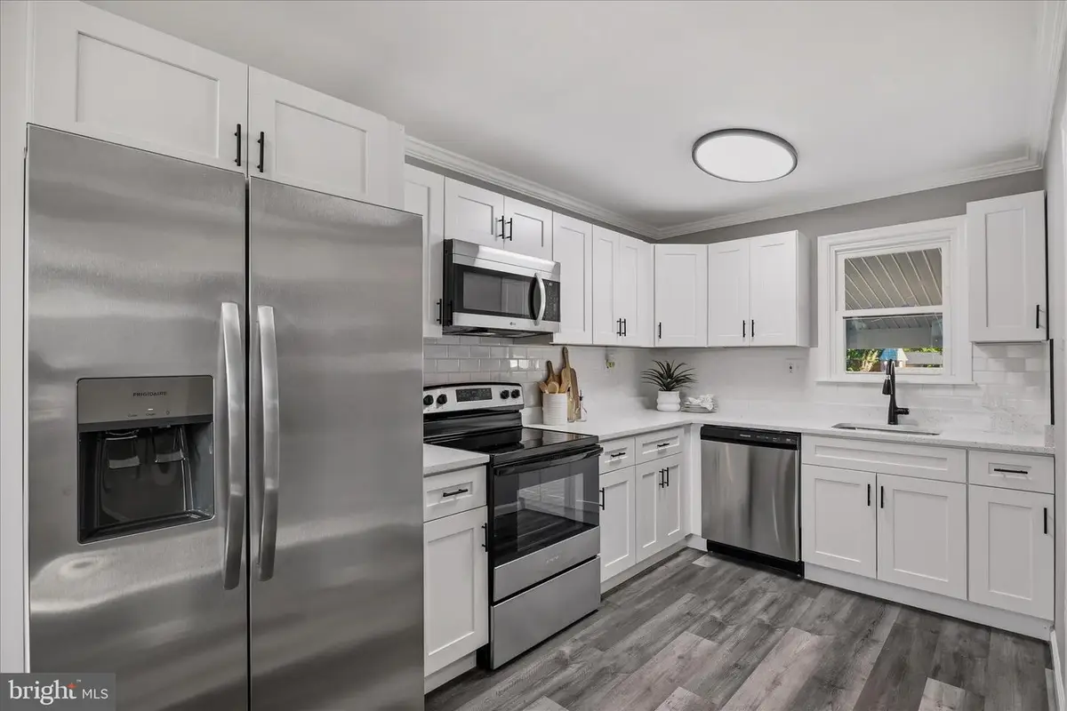 183 Kenwood Rd, Pasadena, MD 21122 - #1