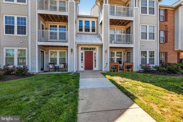 697 Winding Stream Way #201, ODENTON, MD 21113