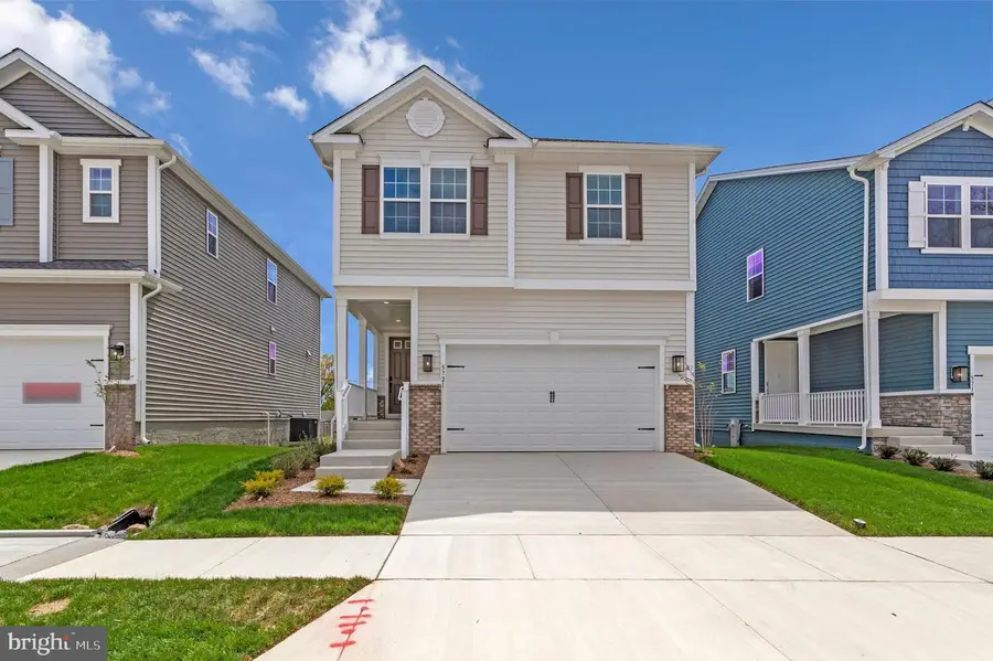 5721 Howard Dr, Glen Burnie, MD 21061 - #2