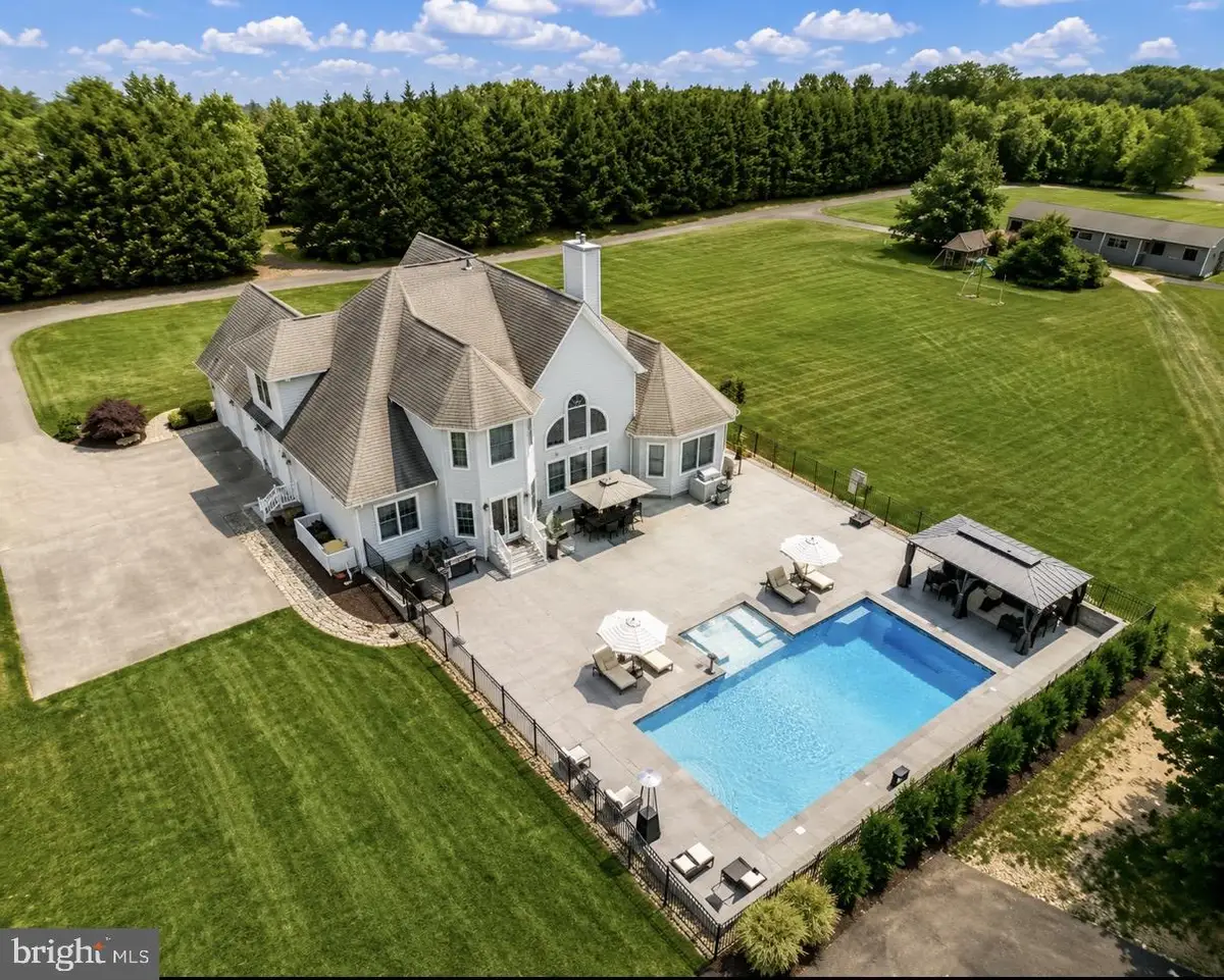 5 Jessie Rd, Harwood, MD 20776 - #1