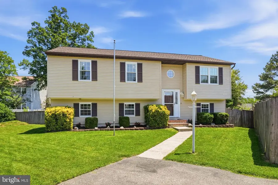 807 Oakwood Rd, Glen Burnie, MD 21061 - #2