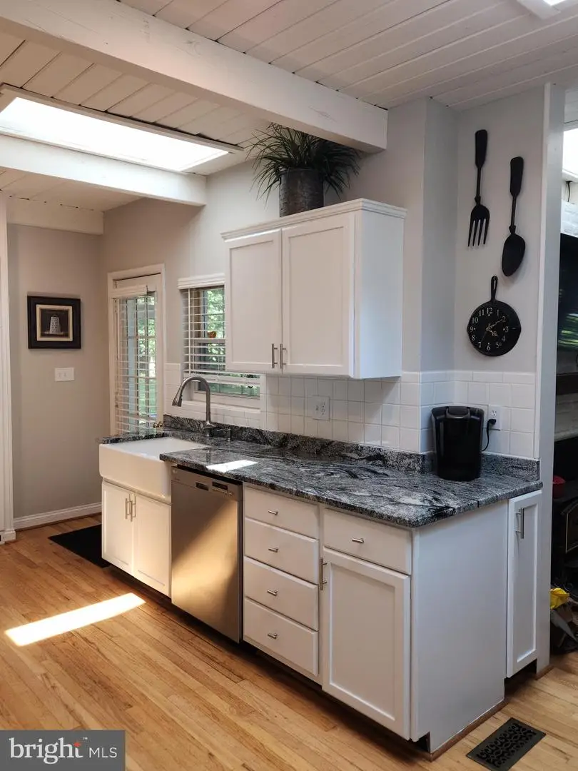 3937 W Shore Dr, Edgewater, MD 21037 - #3
