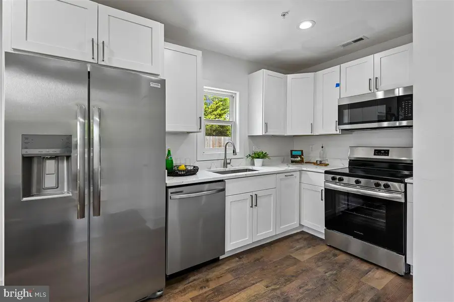 1210 President St, Annapolis, MD 21403 - #2
