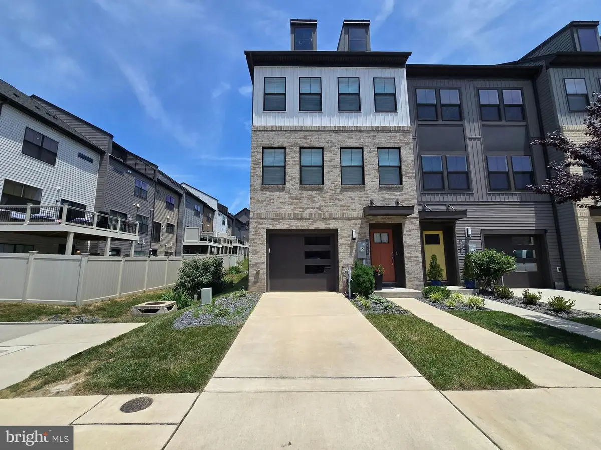 651 Chalcedony Ln, Glen Burnie, MD 21060 - #1