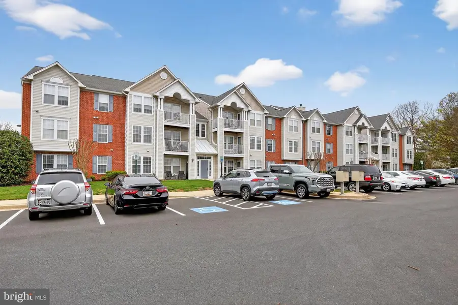 2456 Apple Blossom Ln #201, Odenton, MD 21113 - #2