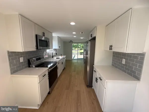 4 Wendover Rd, GLEN BURNIE, MD 21060