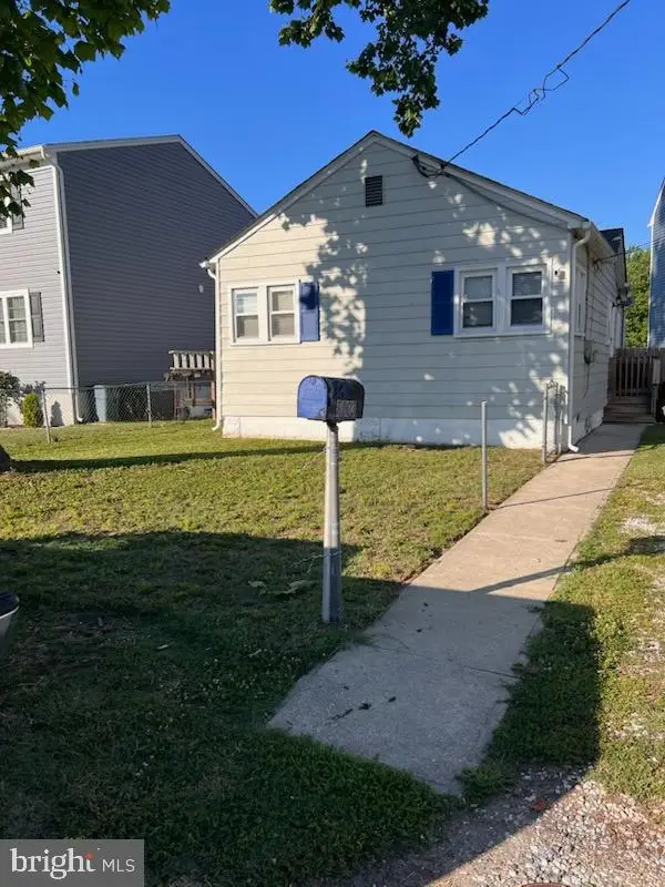 7903 End, BALTIMORE, MD 21226