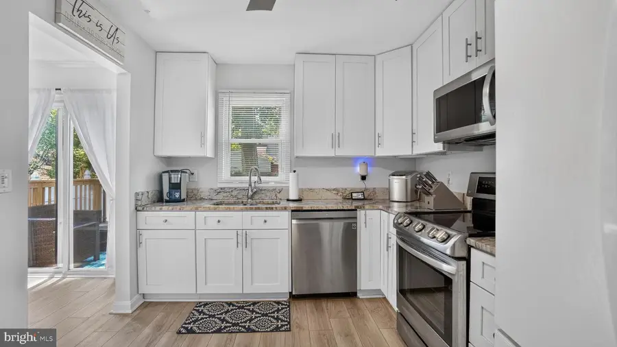415 Fairmount Dr, Edgewater, MD 21037 - #3