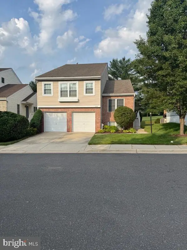 2418 Shadywood Cir, CROFTON, MD 21114