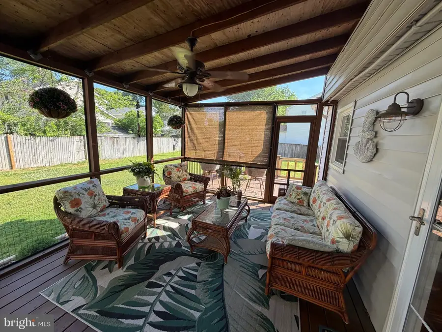 914 Holly Ave, Edgewater, MD 21037 - #3