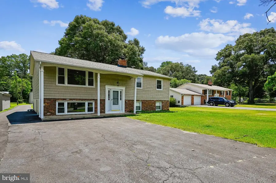 7879 Elizabeth Rd, Pasadena, MD 21122 - #2