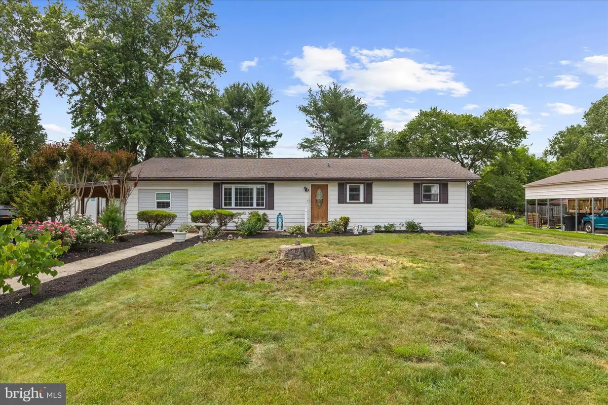 949 Oakdale Cir, Millersville, MD 21108 - #1