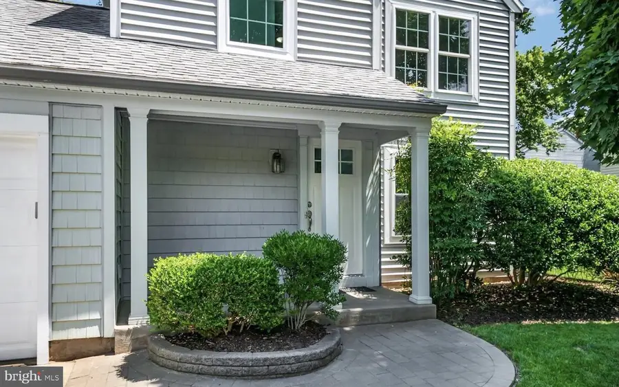 297 Tolstoy Ln, Severna Park, MD 21146 - #2