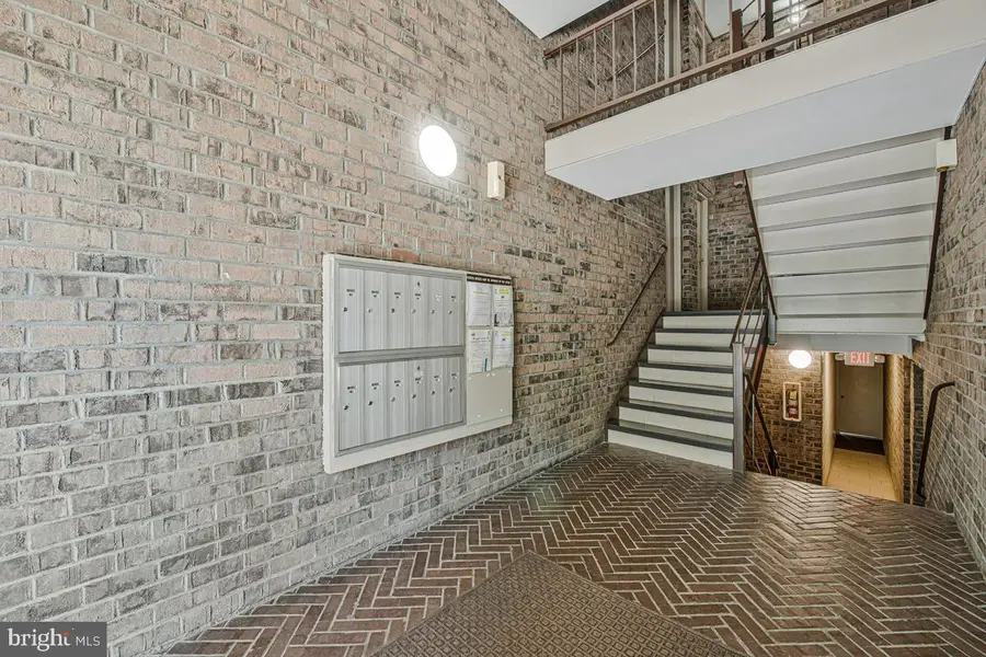 15 Silverwood Cir #6, Annapolis, MD 21403 - #2