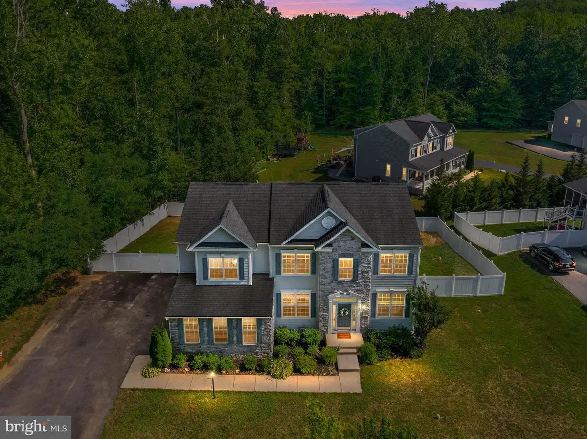693 Loch Haven Rd, Edgewater, MD 21037 - #1