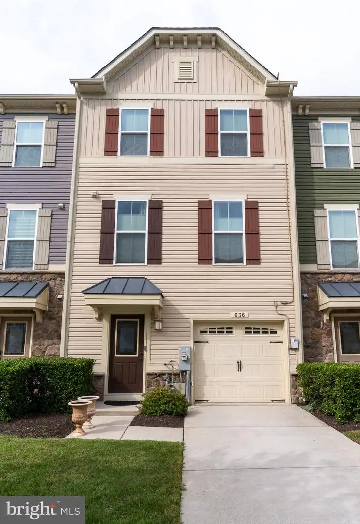 636 Foxwood Dr, Glen Burnie, MD 21060 - #1