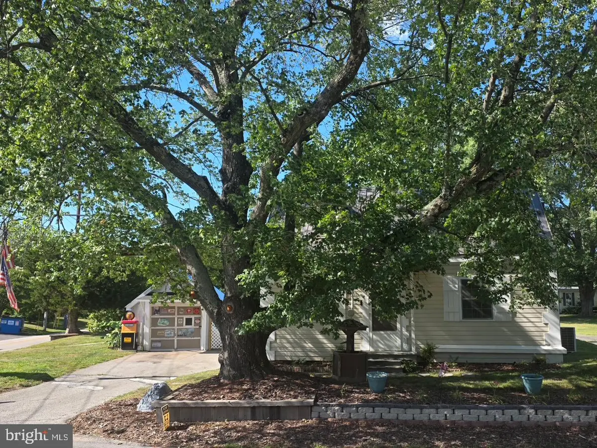 2 Friendship Rd, Friendship, MD 20758 - #1