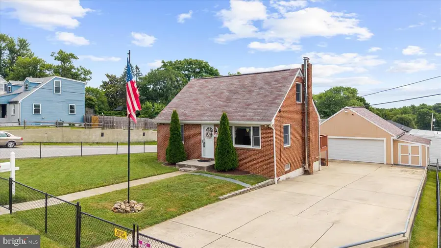 5801 Redmond St, Baltimore, MD 21225 - #2