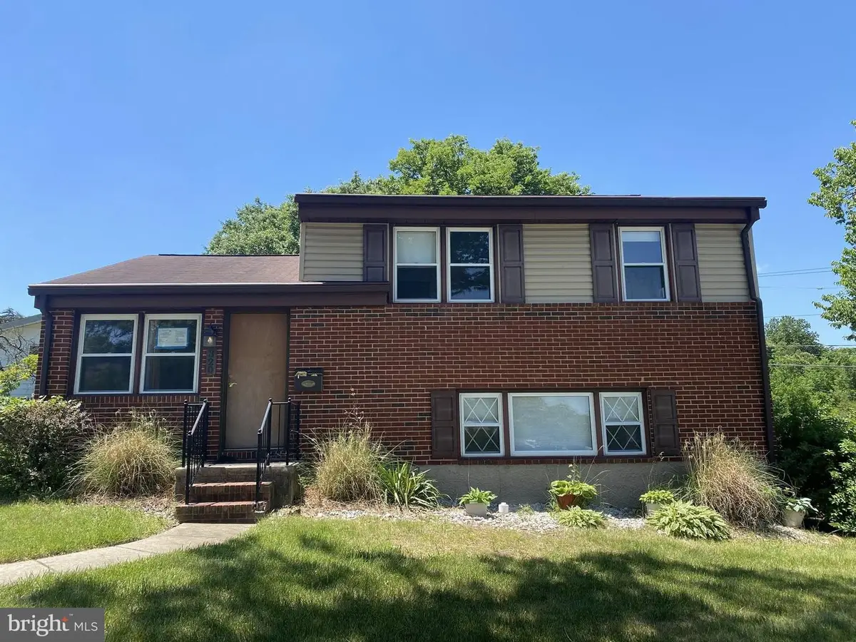 320 Ardmore Rd, Linthicum Heights, MD 21090 - #1