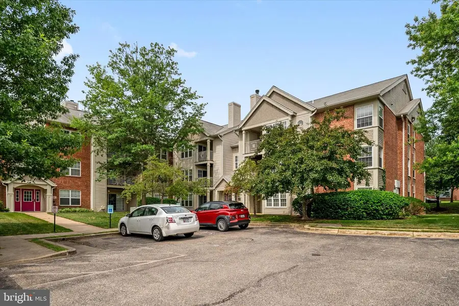 302 Blue Water Ct #103, Glen Burnie, MD 21060 - #2