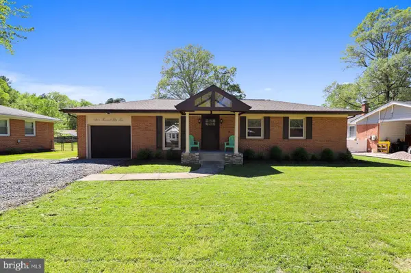 7054 Charleston Ave, NORTH BEACH, MD 20714