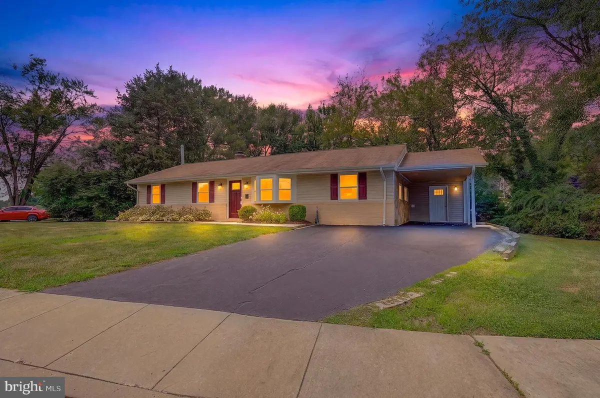 516 Queen Anne Ave, Odenton, MD 21113 - #1