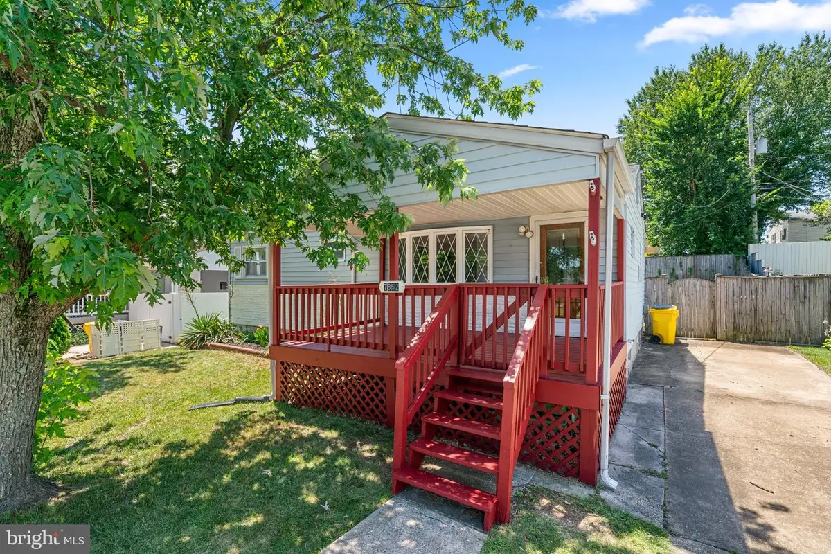 7852 Shellye Rd, Glen Burnie, MD 21060 - #1