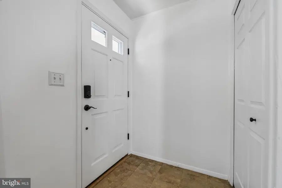 7983 Nolcrest Rd, Glen Burnie, MD 21061 - #3