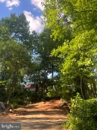 7800 W Shore Rd, Pasadena, MD 21122 - #1