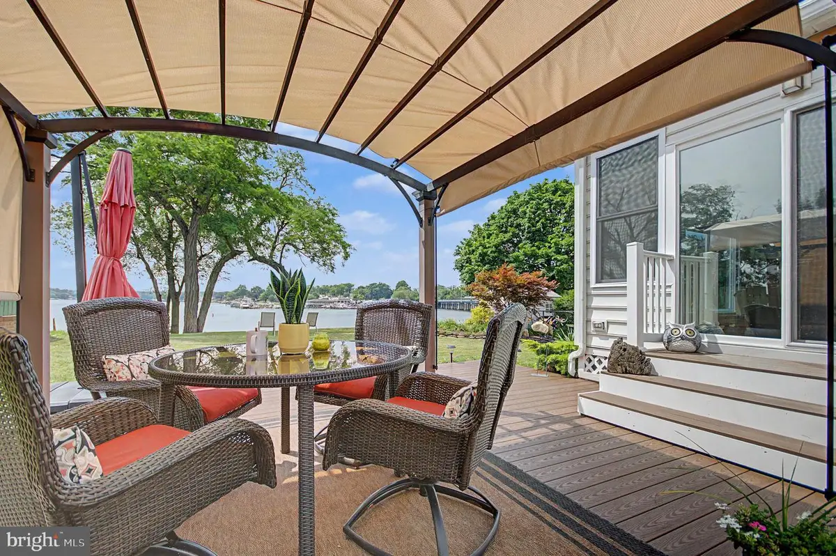 8 Granada Rd, Pasadena, MD 21122 - #1