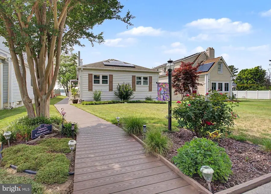8 Granada Rd, Pasadena, MD 21122 - #3